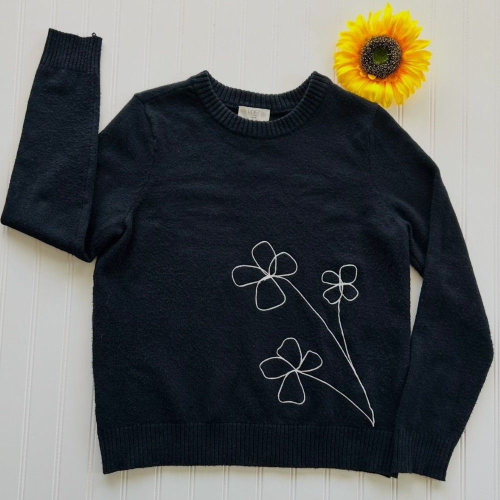 LOFT Outlet (Sweater) (MP) Black EXCELLENT Floral Embroidered Petite Knit Top